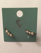 Pierced Earrings 3 Faux Pearls In Pod   .75” New NIP - £1.54 GBP