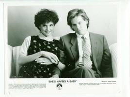 She&#39;s Having A BABY-8X10-PROMO STILL-KEVIN BACON-ELIZABETH MCGOVERN-COMEDY-1987 - £18.11 GBP