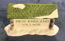 Dept 56 New England Village Series Sign 6570-6 Green Roof Accessory 1993 Taiwan - £6.71 GBP