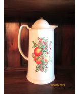 LENOX Williamsburg Boxwood & Pine Collection Thermal Carafe Christmas Pears - $18.81