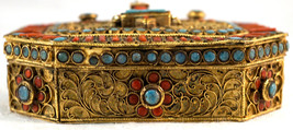 Antique Hand Made Tibetan Gilded Box with Inlaid Turquoise &amp; Coral Buddha on Lid - £159.86 GBP