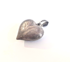 Vintage Signed LEX 925 Sterling Silver Hand Etched Heart Shaped Pendant ... - $4.50