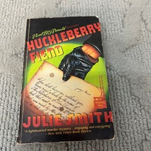 Huckleberry Fiend Mystery Paperback Book by Julie Smith Mysterious Press 1988 - £9.56 GBP