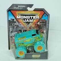 1:64 Monster Jam SCOOBY DOO MYSTERY MACHINE Series 23 NEW - $27.24 CAD