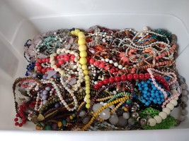 Medium Flat Rate Box Full Of Bead Necklaces 8lbs As Is - £27.94 GBP