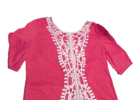 teen-ladies top - blouse pink w/white lace insert in front sm-med (CH-B) - $2.70
