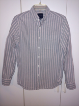 AMERICAN EAGLE MEN&#39;S GRAY STRIPED BUTTON-DOWN LS SHIRT-S-WORN ONCE-NICE - $11.29