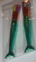 2 Pcs Mermaid Makeup Brushes Cosmetic  Foundation Face  Brushes GREEN - £5.32 GBP