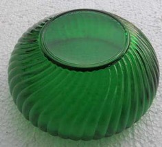 Vintage Emerald Green Color Anchor Hocking Swirled Pressed Glass Designe... - $27.99