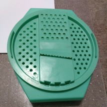 Vintage Round Jadite Green Tupperware Grater #786 - $14.84