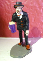 Victorian Village A Treat for You from Dad Figurine Lemax Christmas  2000  - $17.77