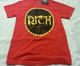 Tee Shirt Size Small Young Men Red Rich Life Print Graphic - $10.98