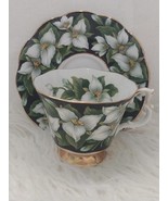 ROYAL ALBERT FLORA SERIES TRILLIUM TEA CUP AND SAUCER Bone China England - $594.01 MXN