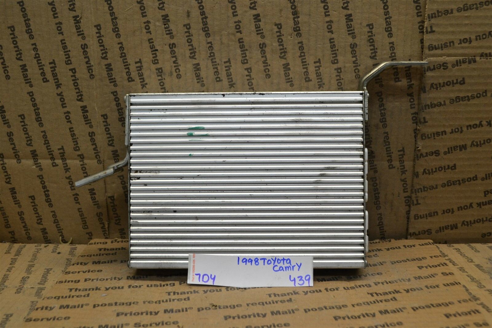 1998-1999 Toyota Camry Radio Amplifier AMP 86280AA021 Module 439-7D4 - $9.99