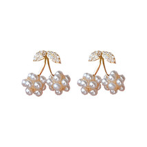 18k Yellow Gold Over White Shell Pearls Cherry Fruit Cluster Floral Stud Earring - £39.49 GBP