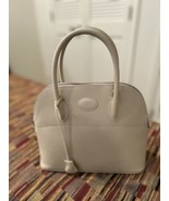 Reina Italy leather Bone Tod’s Shape Tote Bag Beautiful! Available Until... - $2,470.89 MXN
