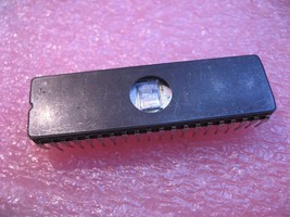 D8742 Intel Peripheral Interface IC 40 Pin Ceramic w UV Window - Used Qty 1 - $5.69