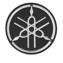 YAMAHA IRON ON PATCH 3.3&quot; Embroidered Applique Black Motorcycle Racing B... - €4,26 EUR