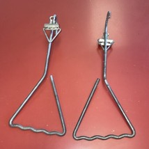 2x VINTAGE CLOTHING HANGERS WITH RECEIPT CLIPS - £24.76 GBP