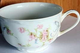 VTG Hutschenreuther Selb Bavaria Porcelain Tea Cup Floral Pattern Germany 2 1/4&quot; - £9.15 GBP
