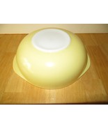 Vintage Pyrex Desert Dawn 2 Quart Yellow Mixing Bowl #024 - $11.87