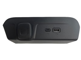 2024-2025 Chevy Trax 1LT USB Dual Port With 12v Socket Charger 13549941 OEM - $1,844.42 MXN