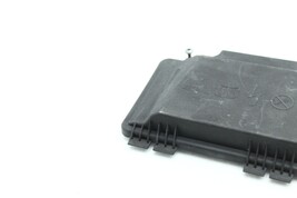 2015-2021 MERCEDES C300 W205 FRONT ENGINE BAY FUSE BOX UPPER COVER LID H1598 image 5