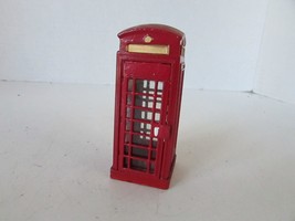 Lemax English 3&quot;H  Red Telephone Booth Diecast Metal #44176   H7-v - $6.60
