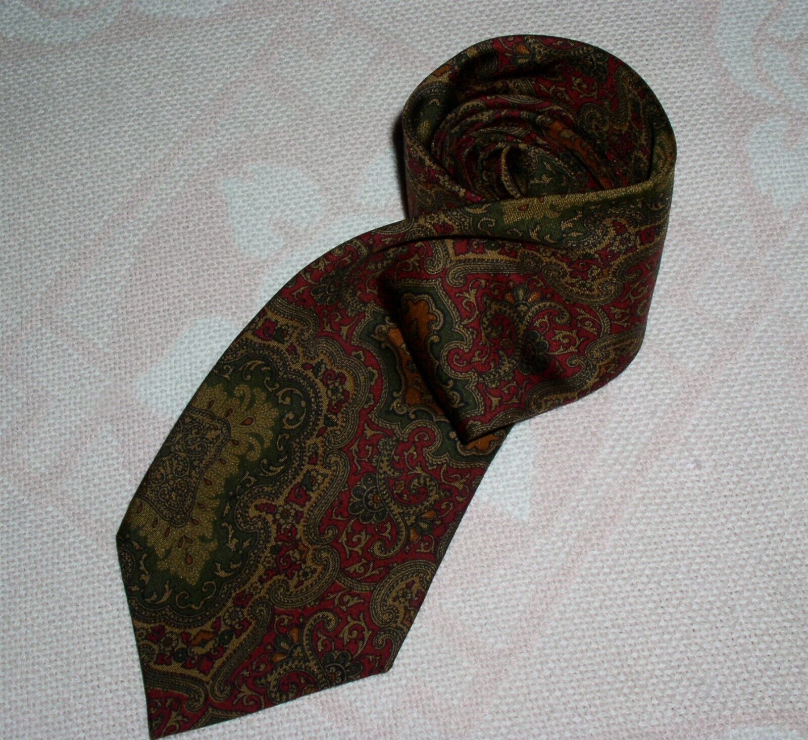 PAR Necktie Vintage Red Gray Gold Victorian Pattern Excellent Condition ... - $199.99