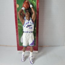 KARL MALONE Hallmark Keepsake Ornament 2000 Hoop Stars Series #6 NBA - $268.97 MXN