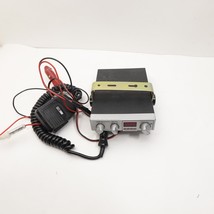 Realistic Model TRC-415 40 Channel CB Radio &amp; Microphone Tested &amp; Working - $26.99