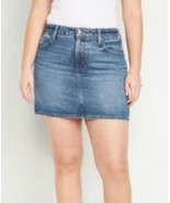 Old Navy Mid-Rise OG Jean Mini Skirt Size 4 NWT - $455.74 MXN