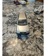 Mercedes-Benz 1997 M-Class Maisto 1:24 Scale Die Cast - $376.92 MXN