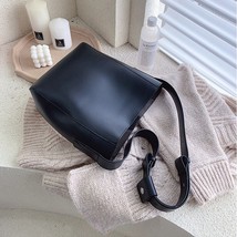 Large Capacity Pu Leather Shoulder Bags for Women Winter Vintage Crossbody Handb - £34.71 GBP