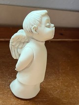 Small Made in Italy Carved Alabaster Singing Boy Angel Figurine – 4.25 i... - £8.99 GBP