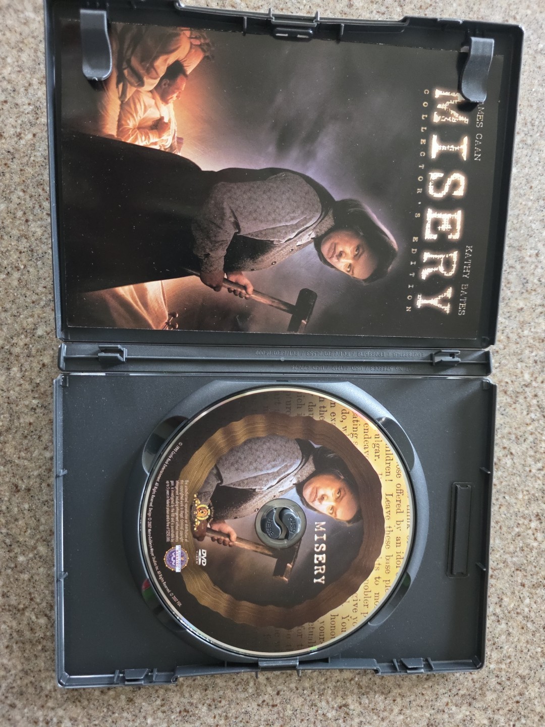 Misery (Collector's Edition) DVDs Item image 3
