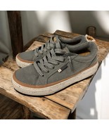 REEF Lay Day Dawn Women&#39;s Sneakers Gray Suede Chevron Laces Size 6.5 - €50,96 EUR