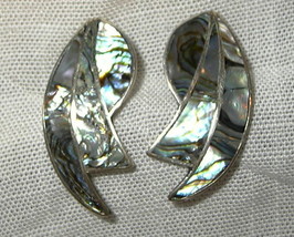 j75 Mexican Mexico Inlaid Abalone Paua Shell Earrings Pierced - £6.30 GBP