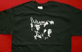 The Clash T-Shirt Group And Gun Black Size Medium - £11.77 GBP