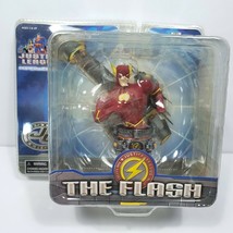 Justice League - The FLASH Paperweight Statue - $528.59 MXN