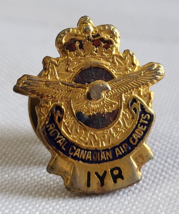 Royal Canadian Air Force Cadets Lapel Pin Iyr Vintage Canada Military Wear Retro - £18.33 GBP