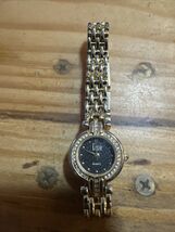 Essie Ladies Quartz Wrist Watch with Stretch Band- New battery - $14.85