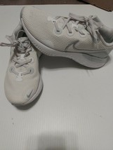Nike Wmns Renew Run Running Womens Shoes Platinum White CK6360-003 9.5 - £9.75 GBP