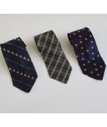 Tommy Hilfiger Mens Silk Tie Lot Flags Tartan Plaid Circles 3 Neckties - $19.77