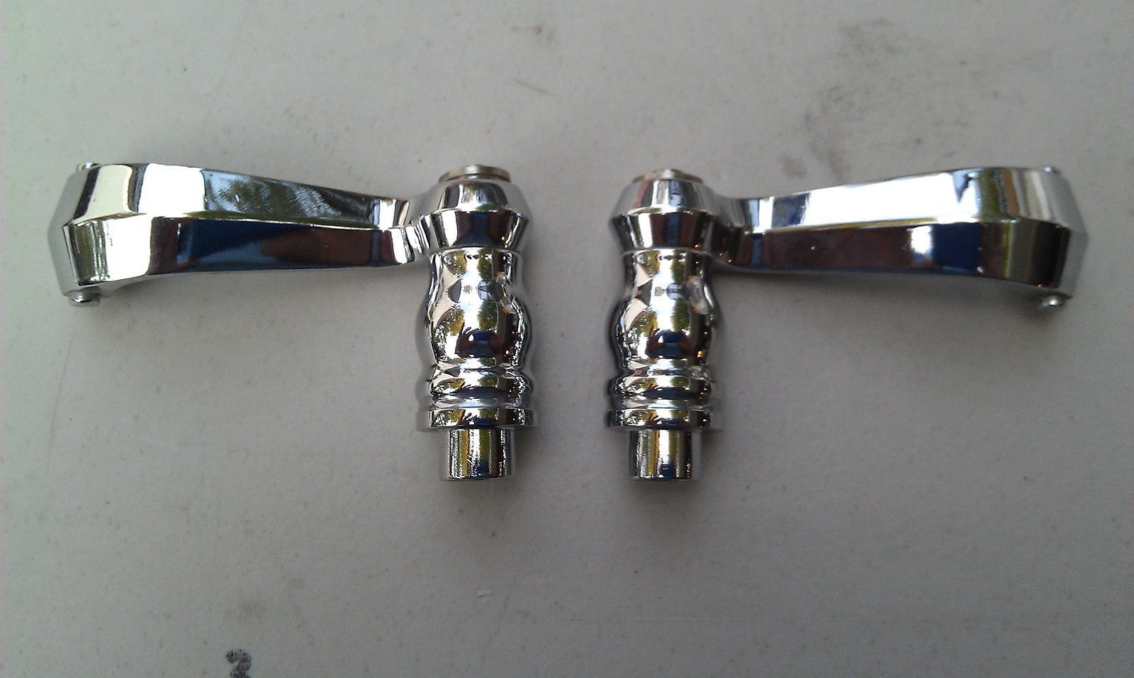 Primary image for 8GG57 PAIR OF FAUCET HANDLES, 8 OZ OF METAL (DIECAST OR BRASS, NOT SURE) 3" wide
