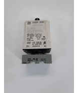 SQUARE D  CLASS 9050 TYPE JCK-1 2VZ0 TIMING RELAY 120VAC/110VDC  - €38,62 EUR