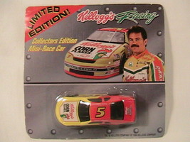 [N16] 1:64 #5 Terry Labonte Kellogg&#39;s Racing 1996 Limited Edition Corn Flakes - £9.41 GBP