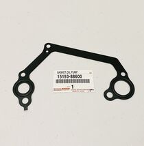 New Genuine For TOYOTA Celica Matrix Engine Oil Pump-Gasket 15193-88600 - $16.75