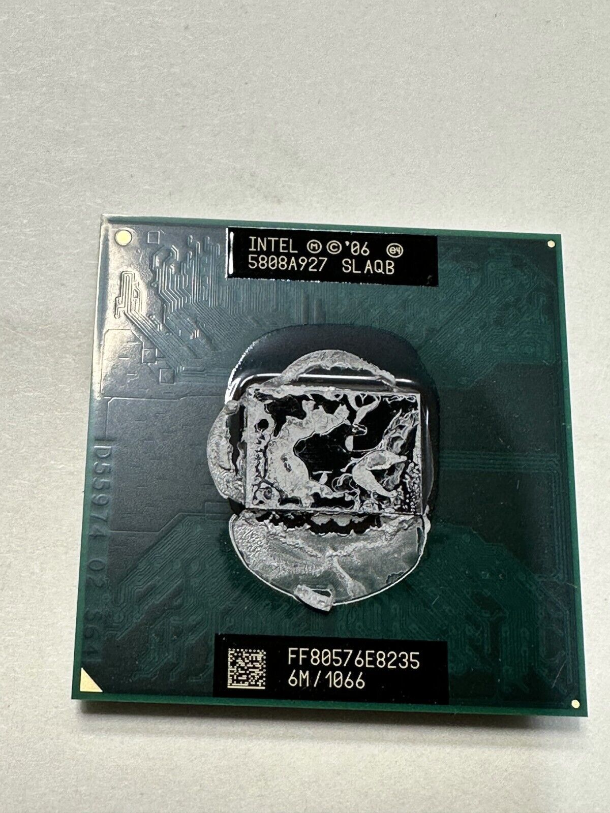 Apple iMac A1225 24" 2.8GHz 6M/1066 CPU Processor SLAQB FF80576E8235 - £7.81 GBP