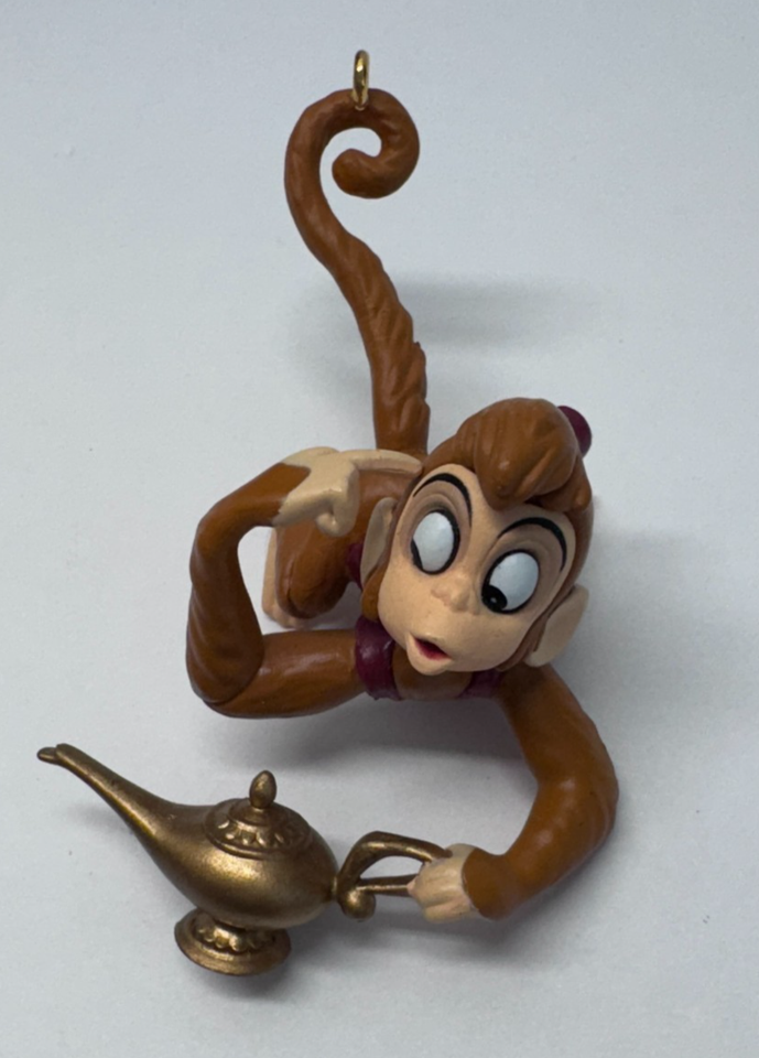 Disney Enesco Aladdin Abu Monkey Christmas Ornament Hanging Out For The Holidays Item image 2